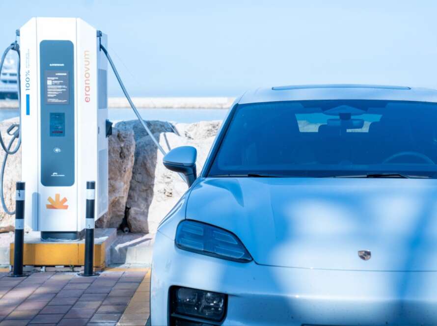 El Plan Auto+ contempla ayudas para determinados coches eléctricos