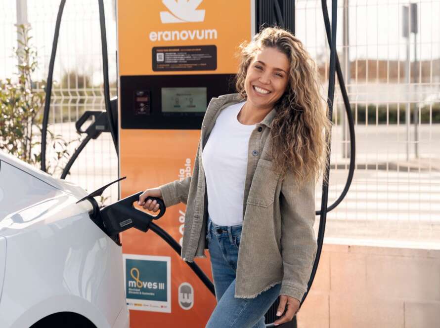 La Ley de Movilidad Sostenible influye en coches eléctricos particulares y corporativos