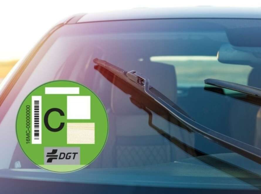 Comprar un coche con etiqueta C en 2026 exige conocer el panorama de la movilidad